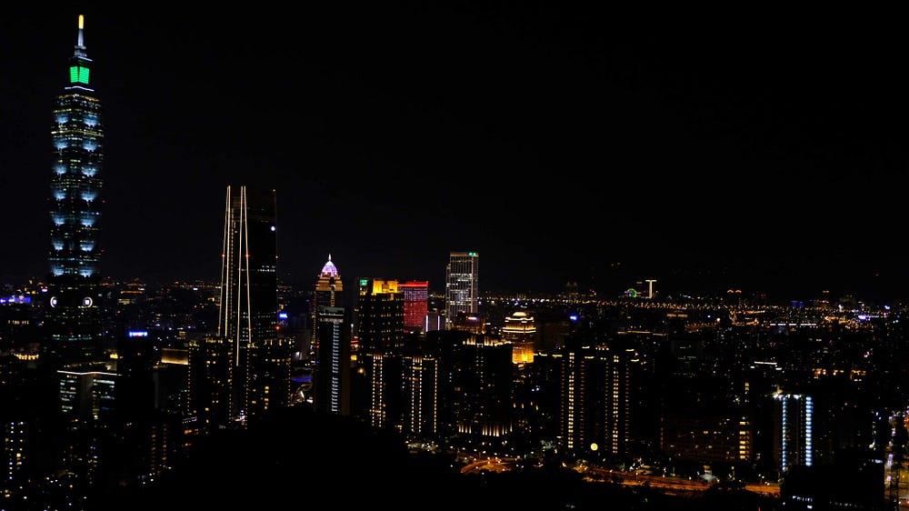 在象山拍攝的台北101夜景